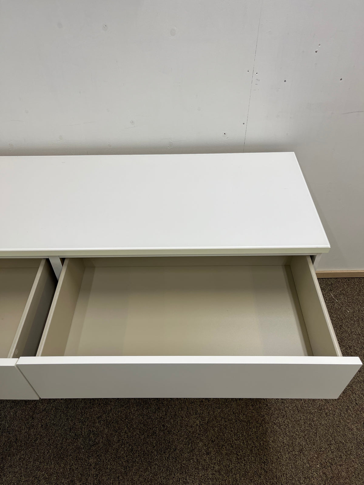 IKEA MALM Lipasto Lasilevyllä, 6 laatikkoa