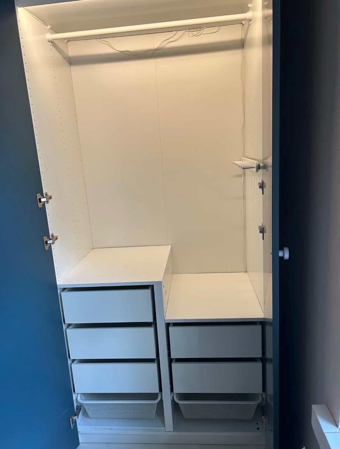IKEA PAX Vaatekaappi & A.S. Helsingön Ovet