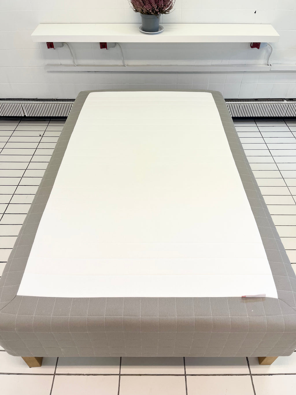 IKEA SKÅRER Runkopatja Sänky & TUSSÖY Pintapatja, 120x200 cm