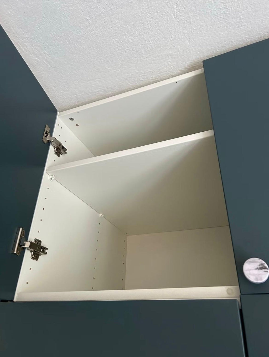 IKEA PAX Vaatekaappi & A.S. Helsingön Ovet