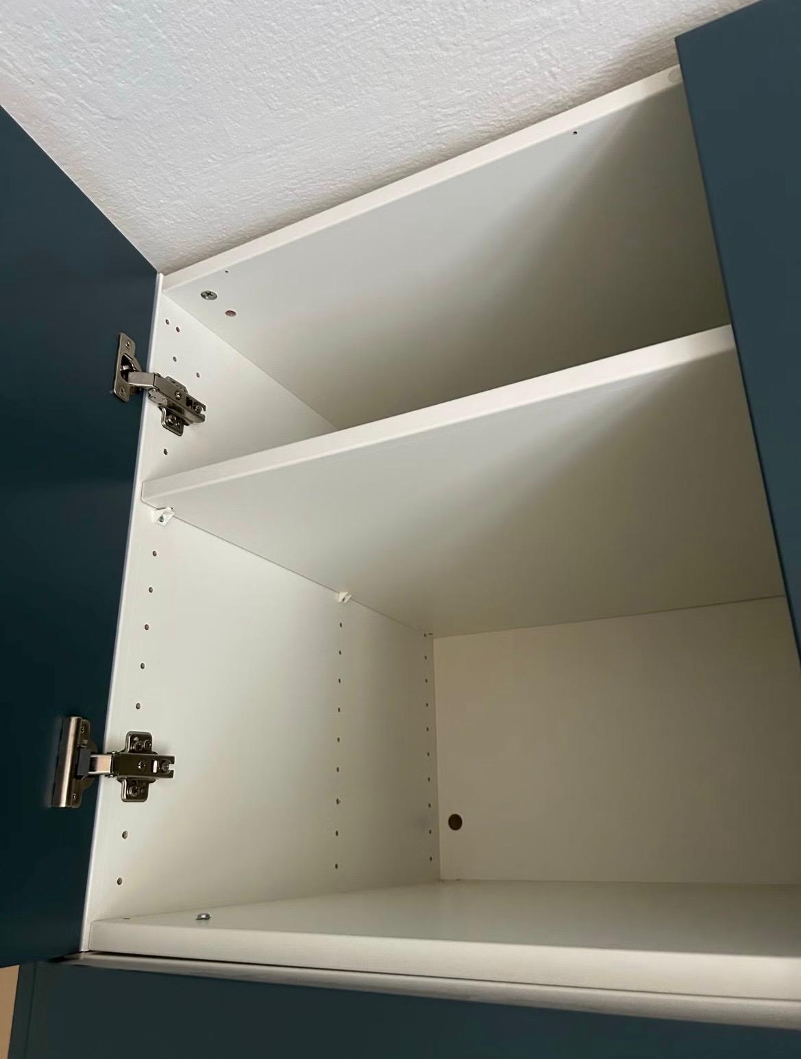 IKEA PAX Vaatekaappi & A.S. Helsingön Ovet