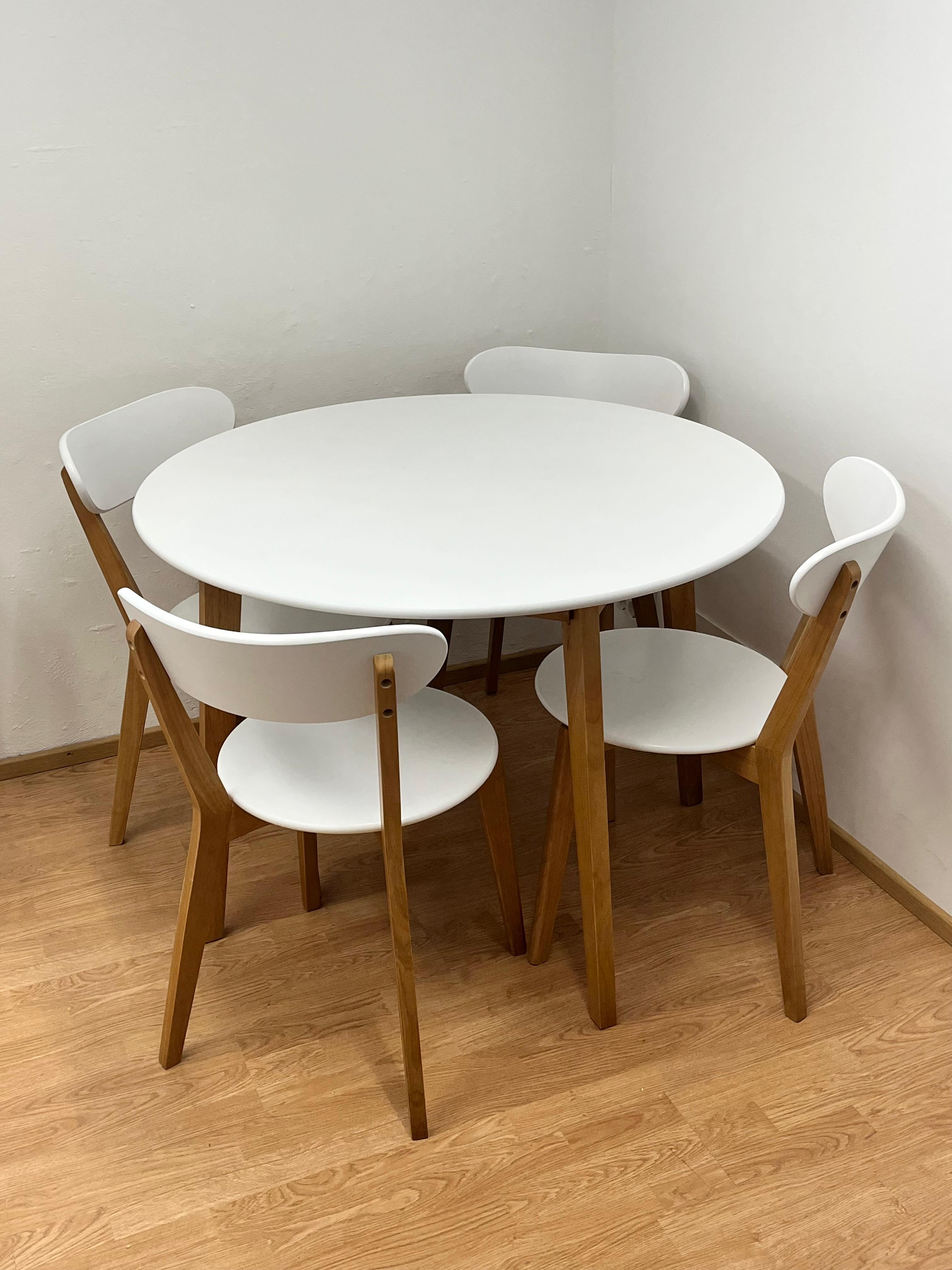 JYSK JEGIND Ruokapöytä & Ruokapöydän Tuolit