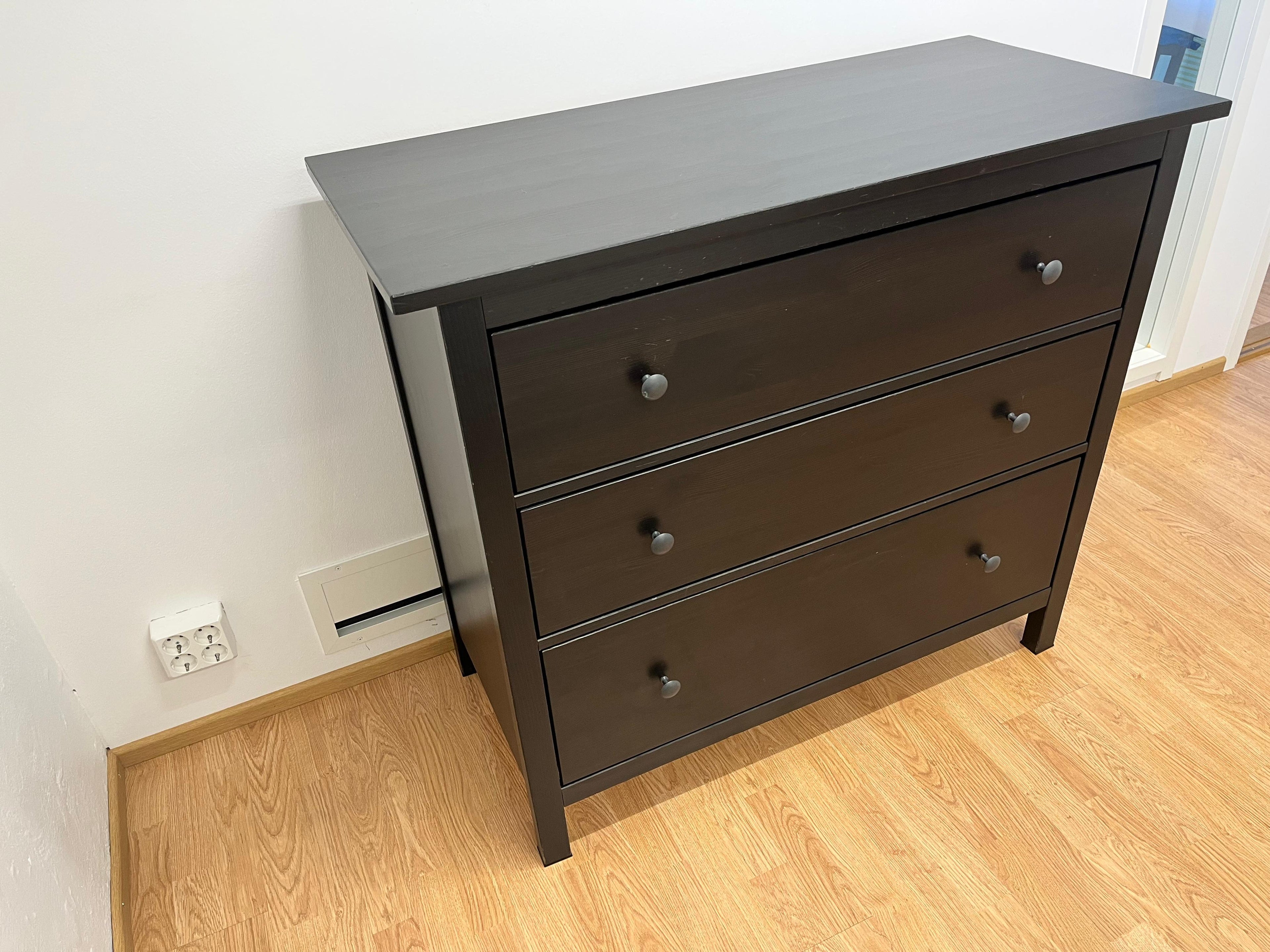 IKEA HEMNES Lipasto