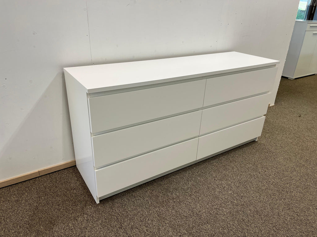 IKEA MALM Lipasto