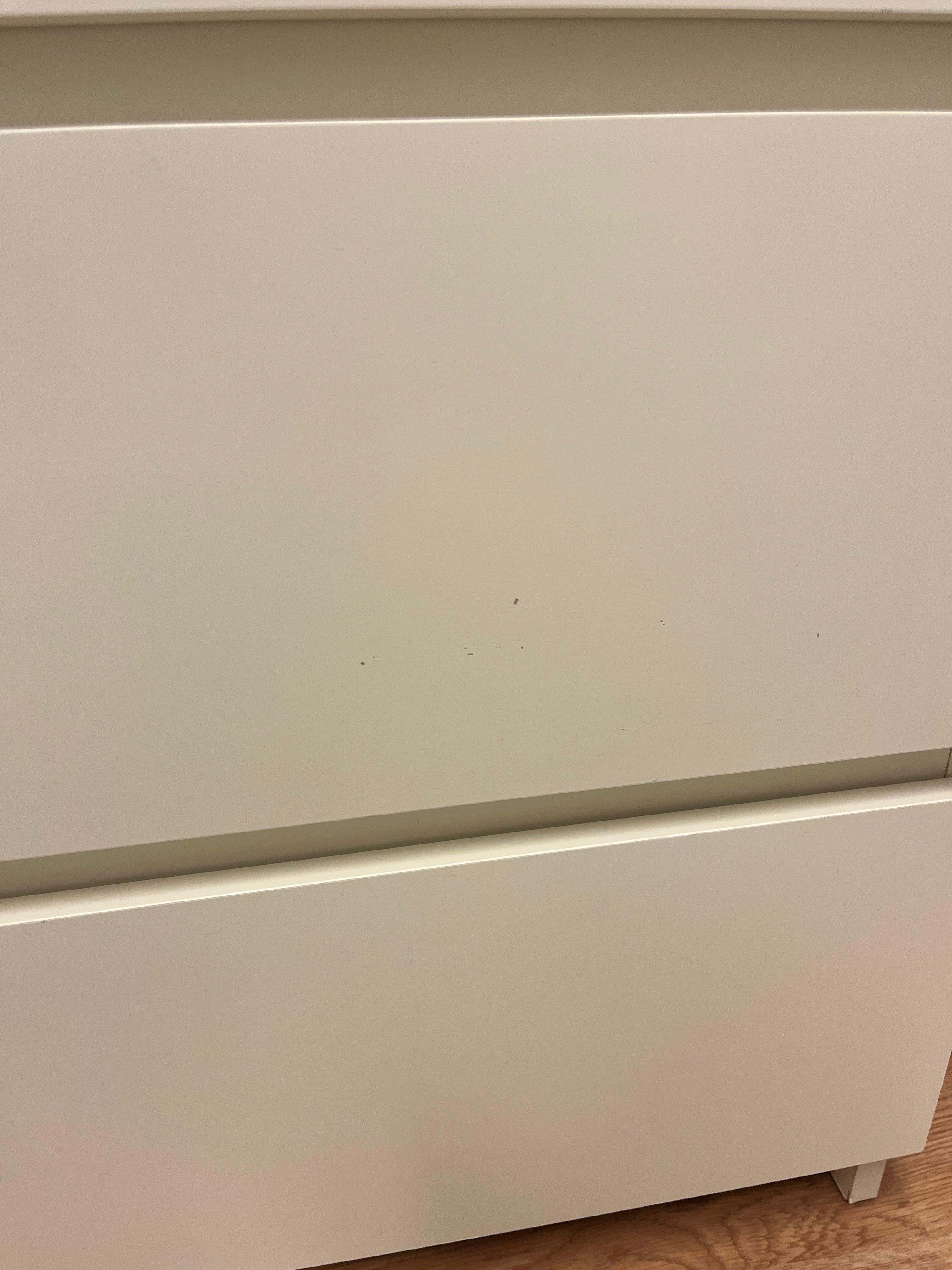 IKEA MALM Lipasto