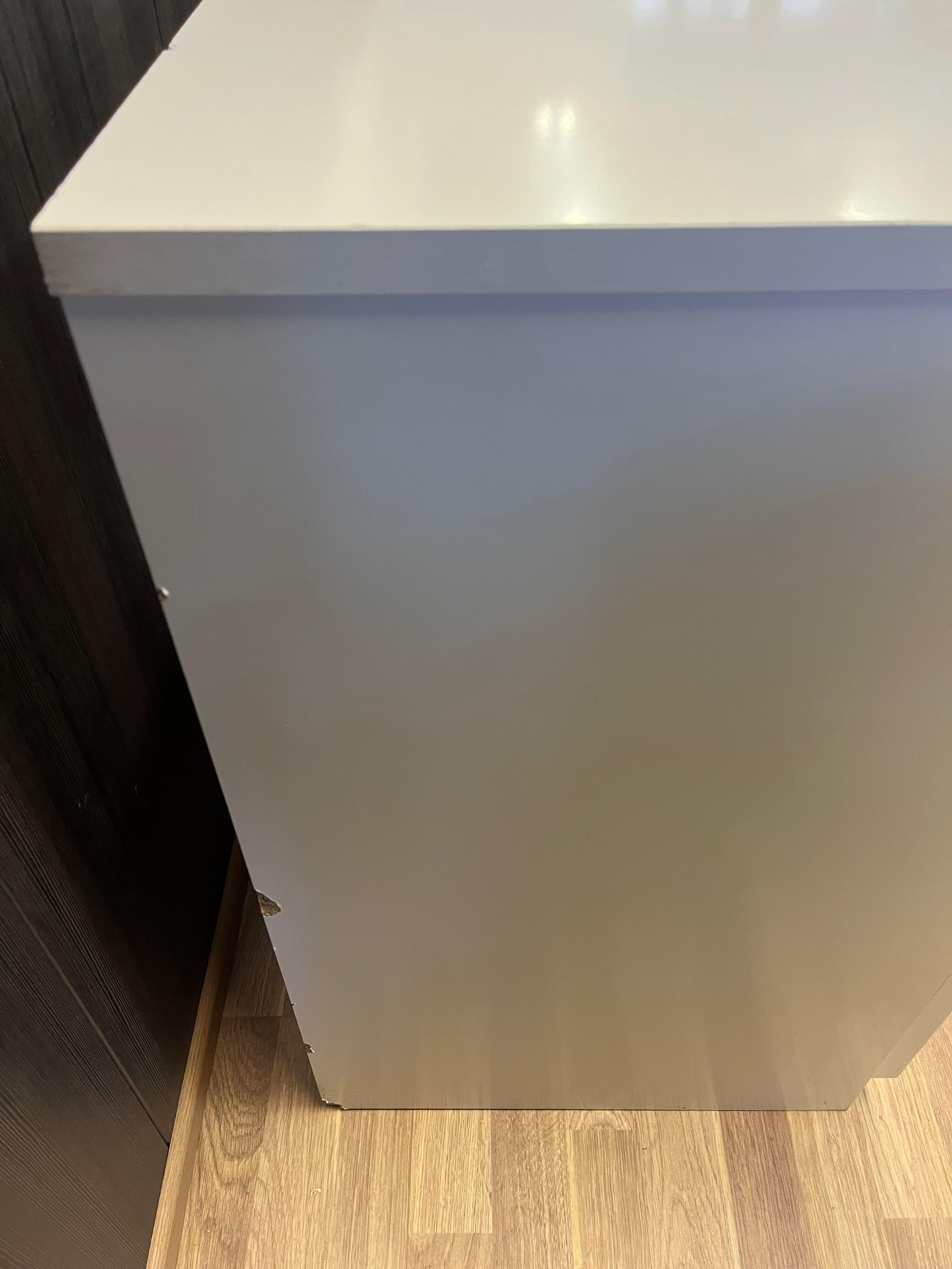 IKEA MALM Lipasto