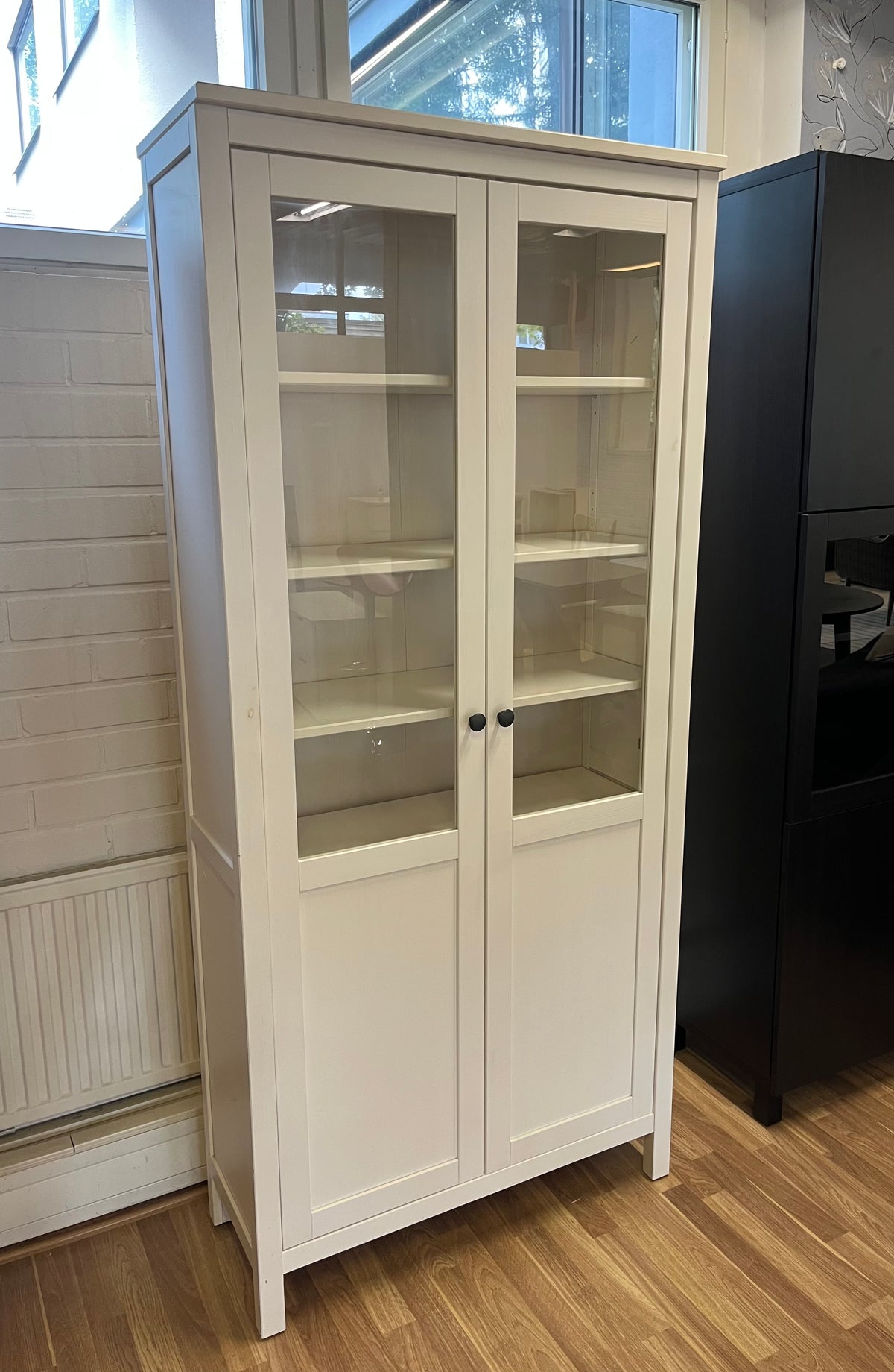 IKEA HEMNES Vitriinikaappi