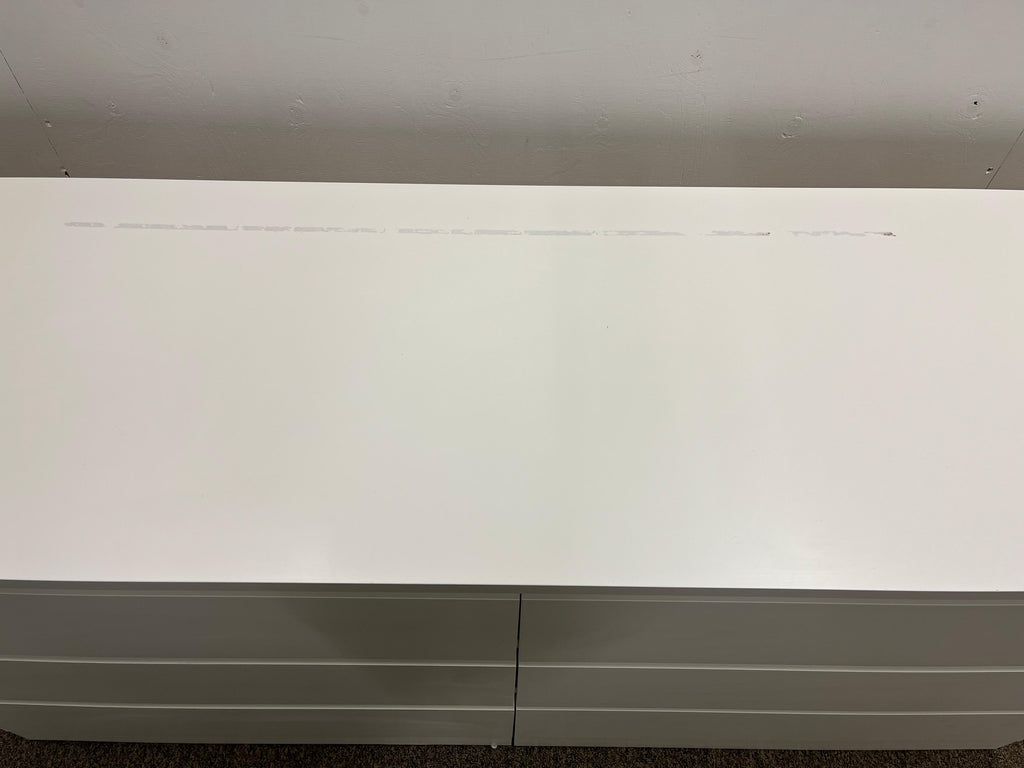 IKEA MALM Lipasto Lasileveyllä