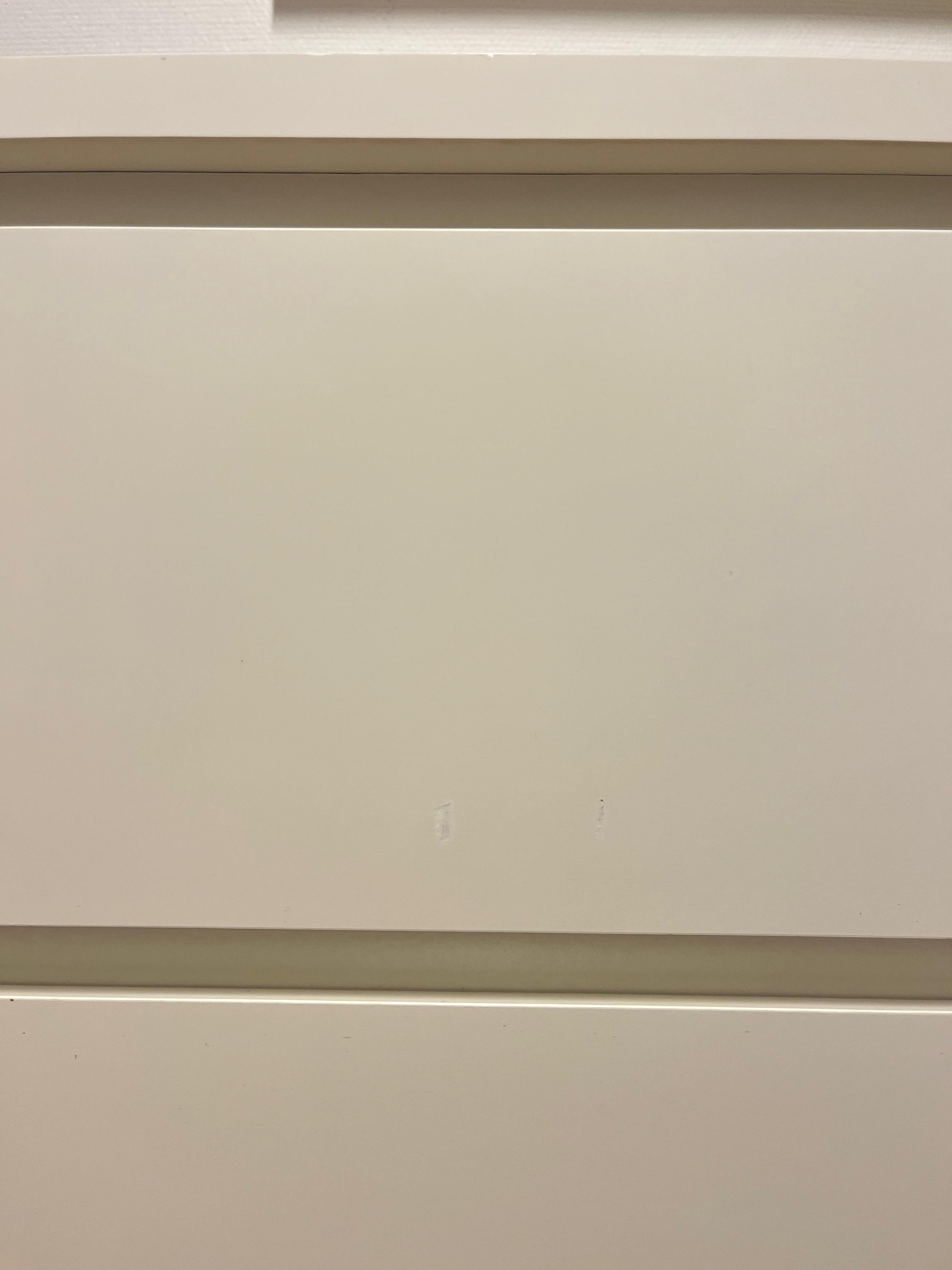 IKEA MALM Lipasto