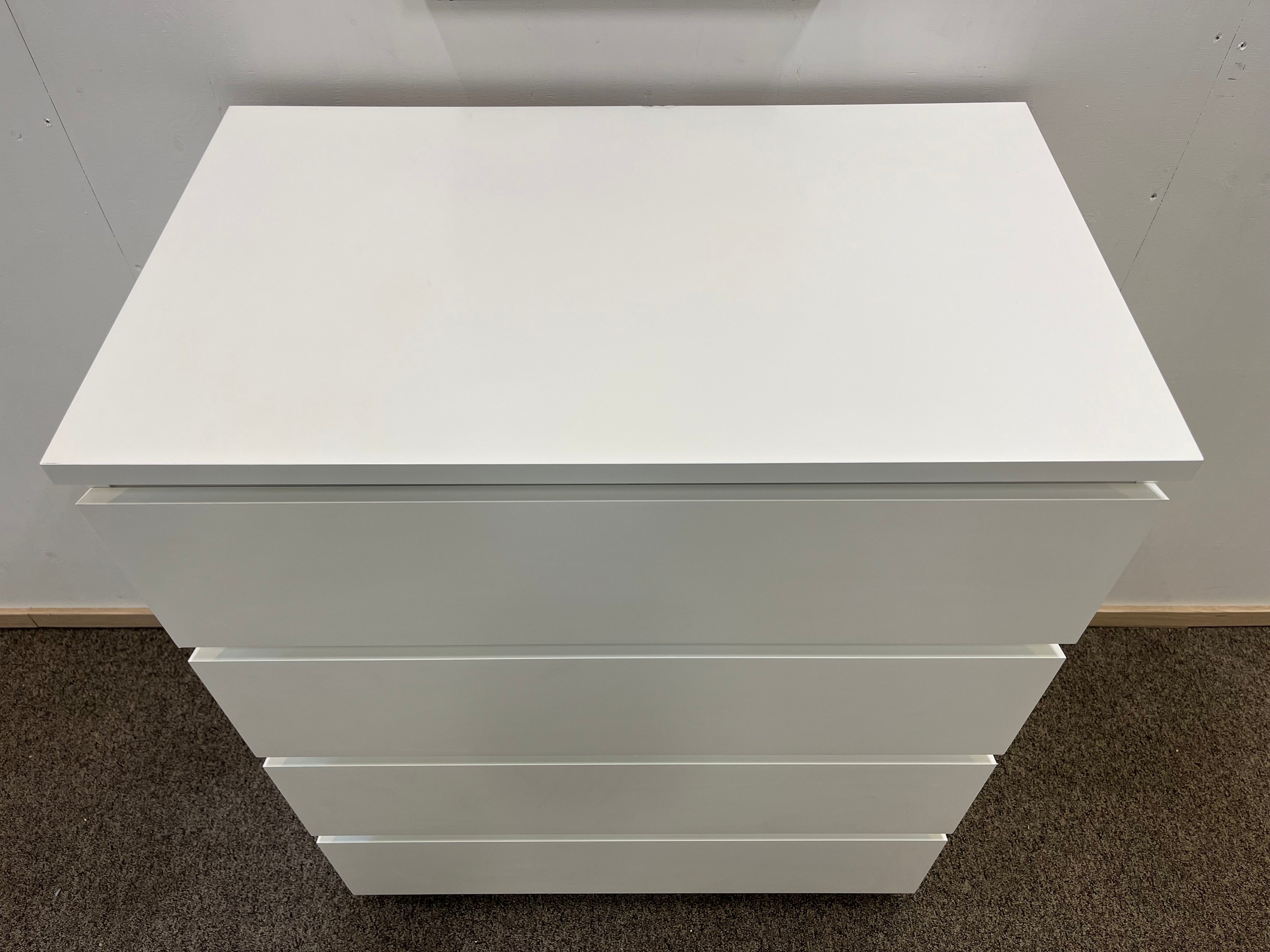 IKEA MALM Lipasto, 4 laatikkoa