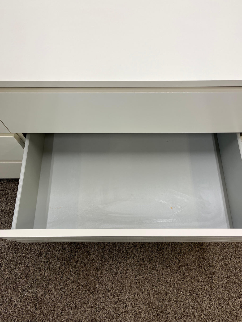IKEA MALM Lipasto