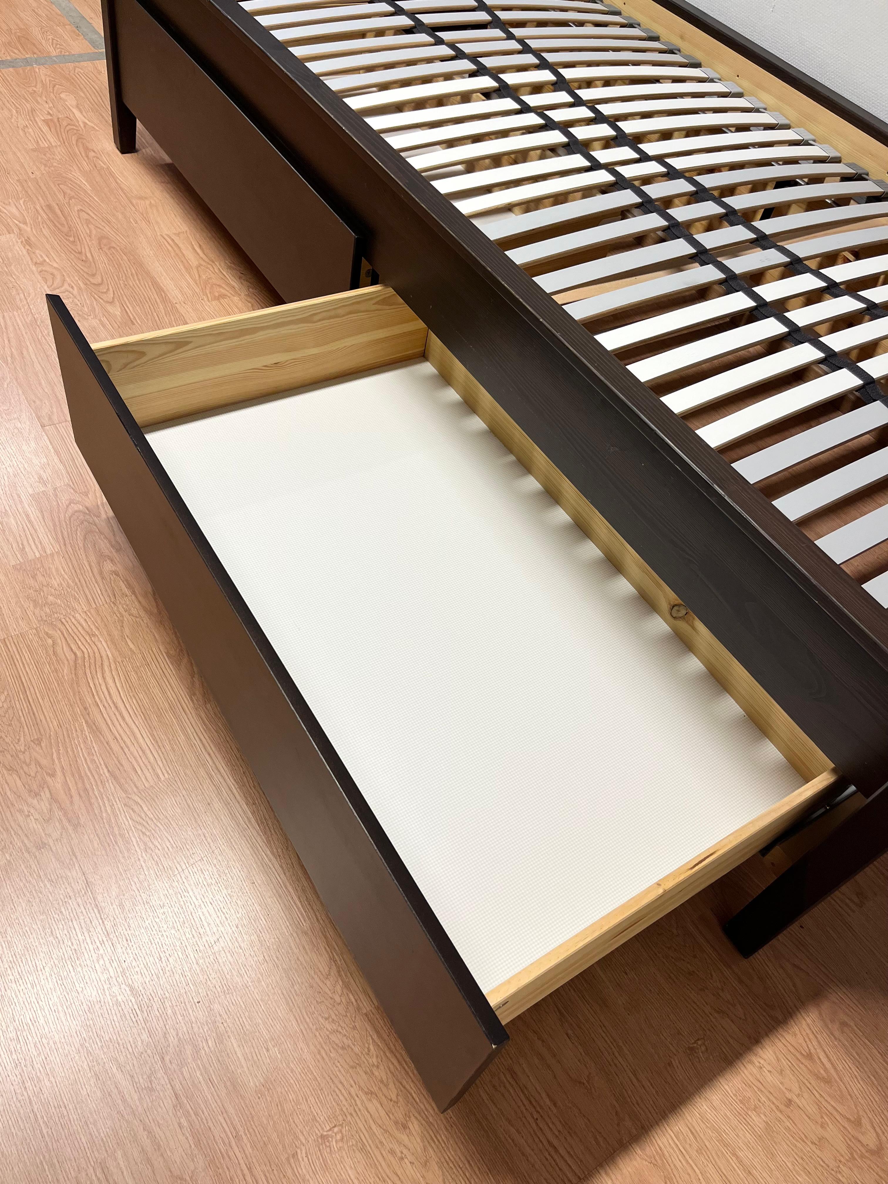 IKEA IDANÄS Sängynrunko