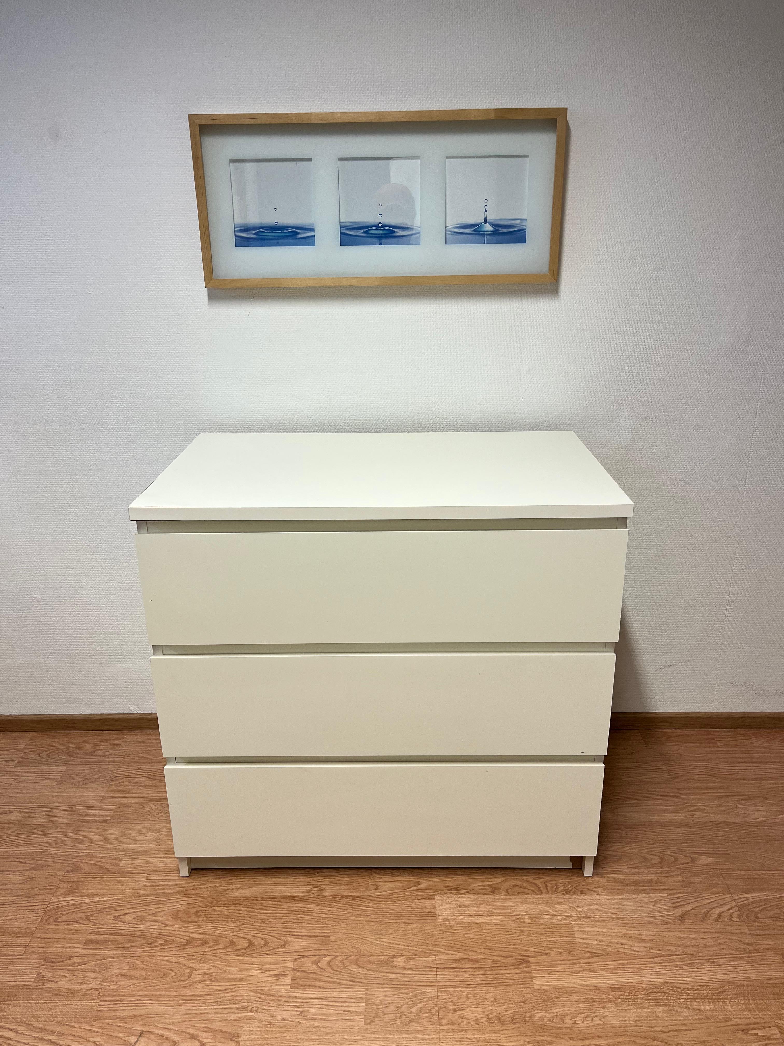 IKEA MALM Lipasto