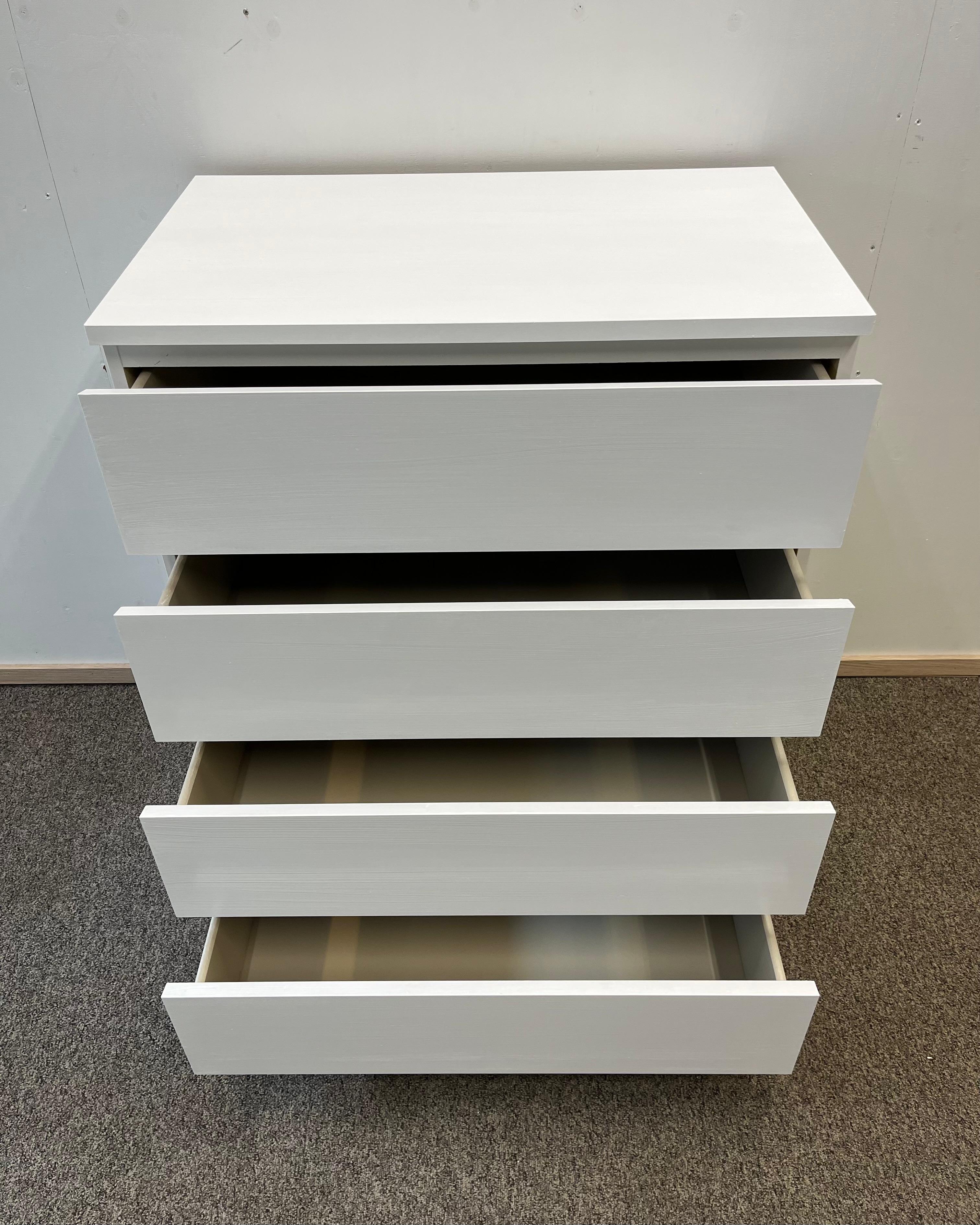 IKEA MALM Lipasto, 4 laatikkoa
