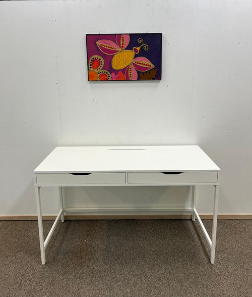 IKEA ALEX Työpöytä & IKEA LÅNGFJÄLL Kokoustuoli käsinojilla