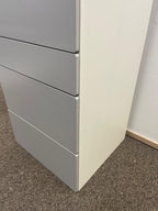 IKEA SMÅSTAD / PLATSA Lipasto, 6 laatikkoa, valkoinen/vaaleanharmaa