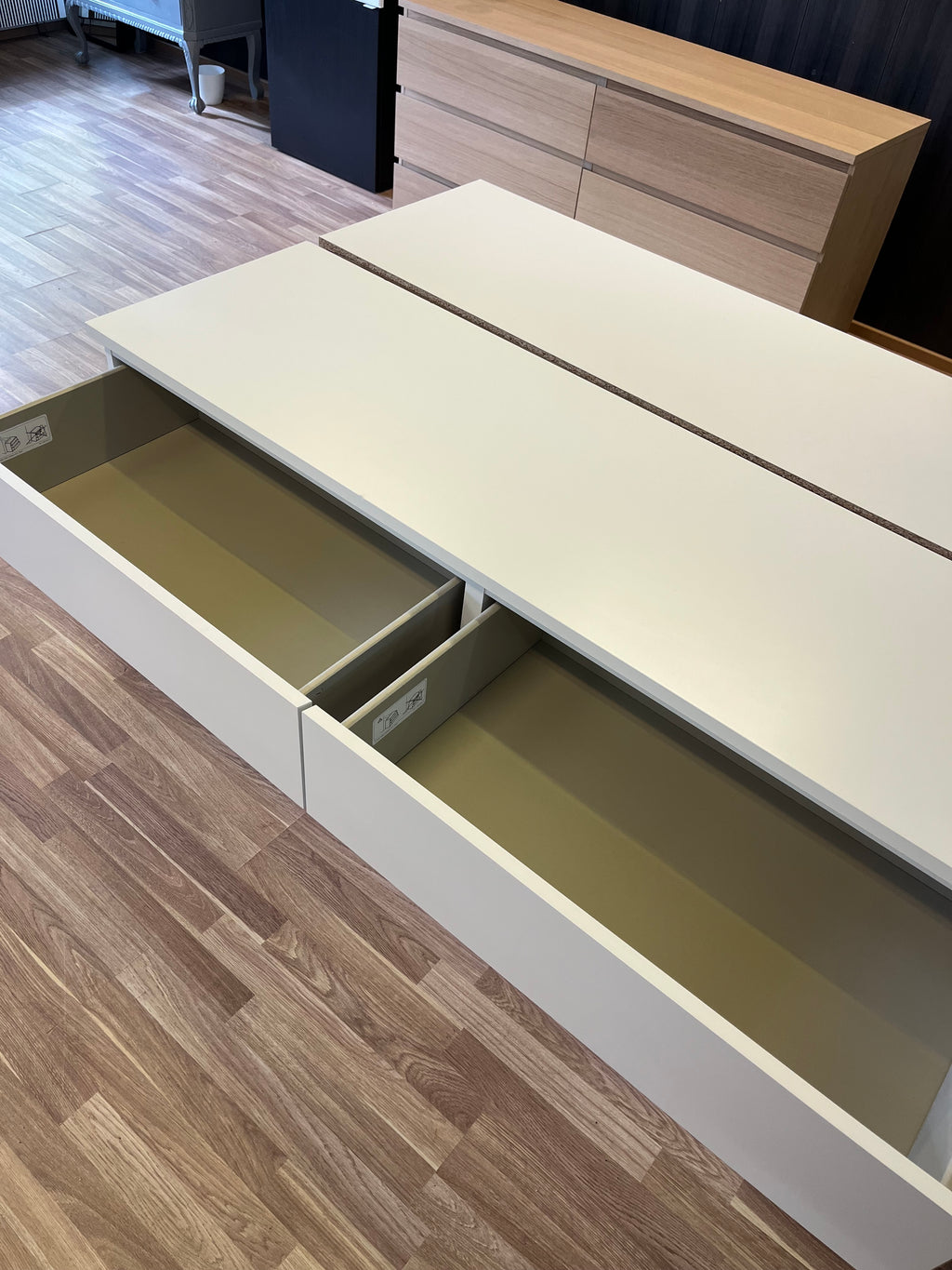 IKEA MALM Lipasto, 6 laatikkoa