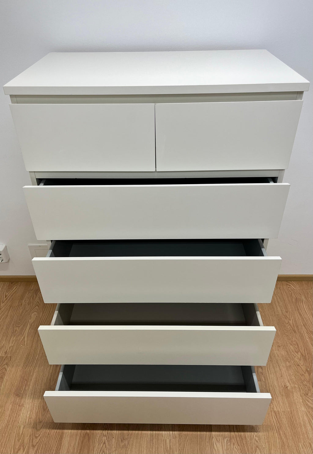 IKEA MALM Lipasto