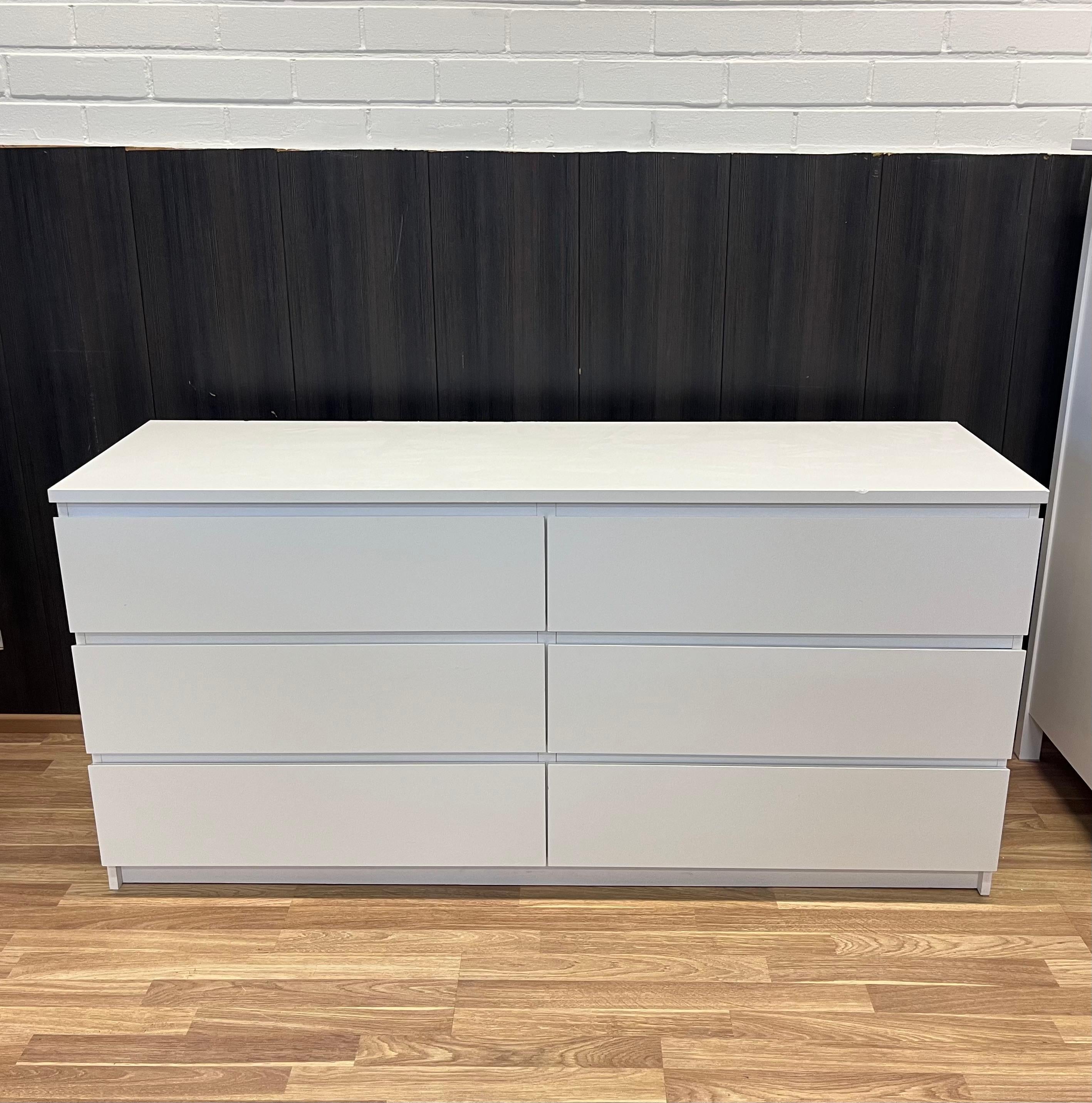 IKEA MALM Lipasto