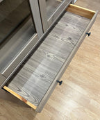 IKEA HEMNES Vitriinikaappi