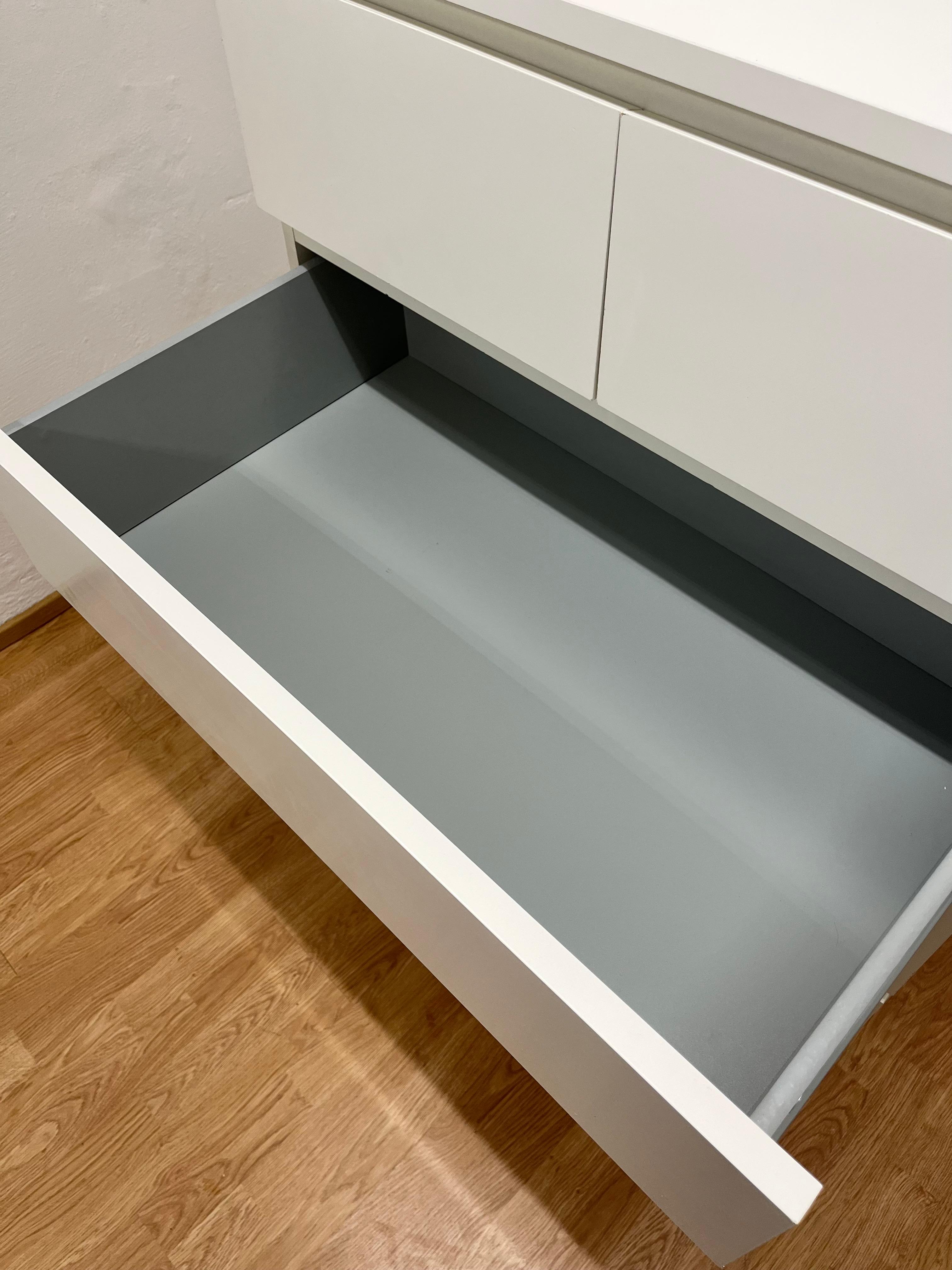 IKEA MALM Lipasto
