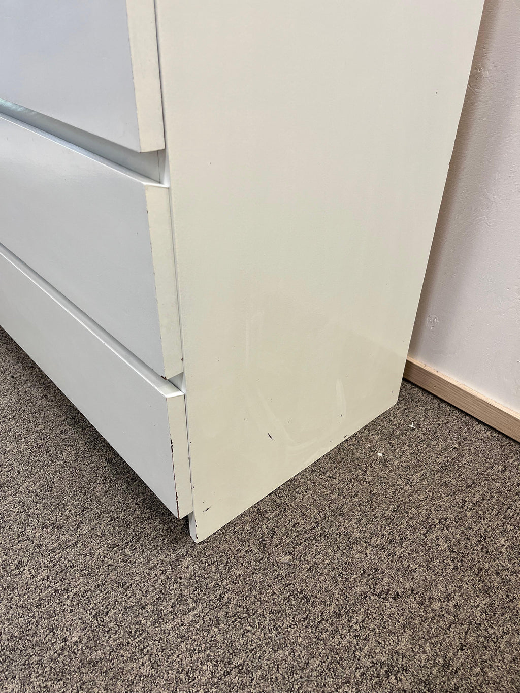 IKEA MALM Lipasto