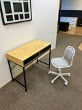 JYSK TRAPPEDAL Työpöytä & IKEA ÖRFJÄLL Työtuoli