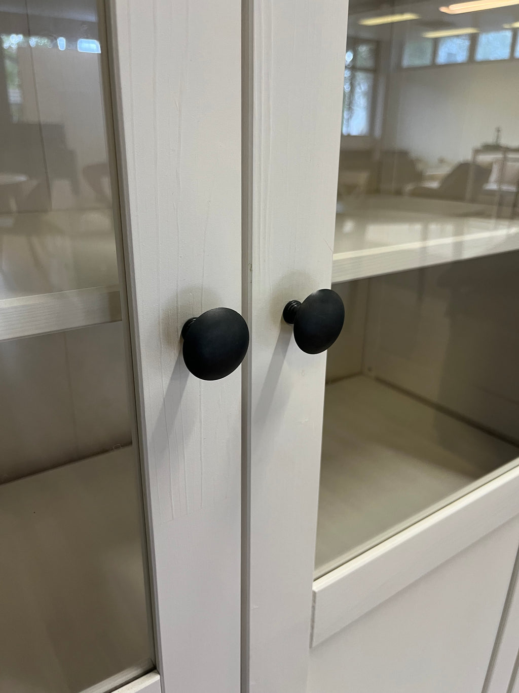 IKEA HEMNES Vitriinikaappi