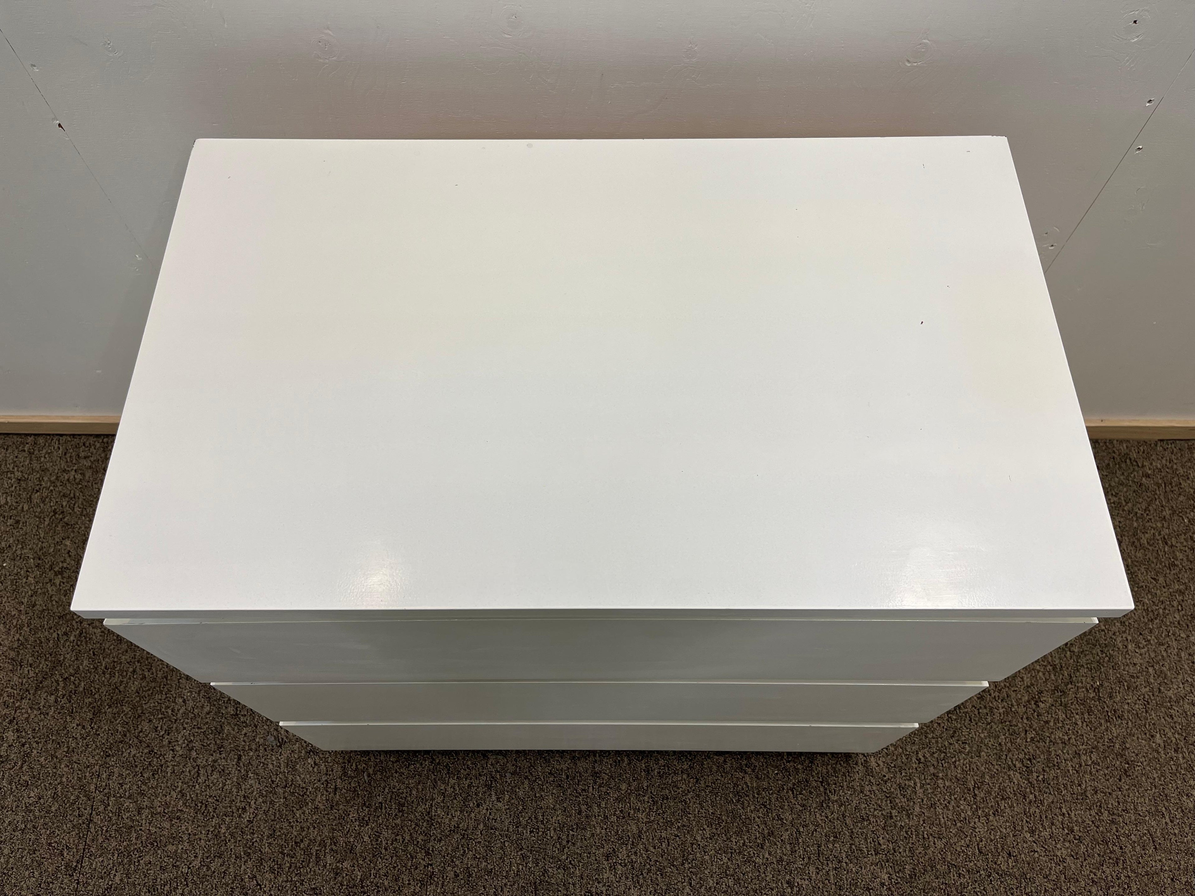 IKEA MALM Lipasto