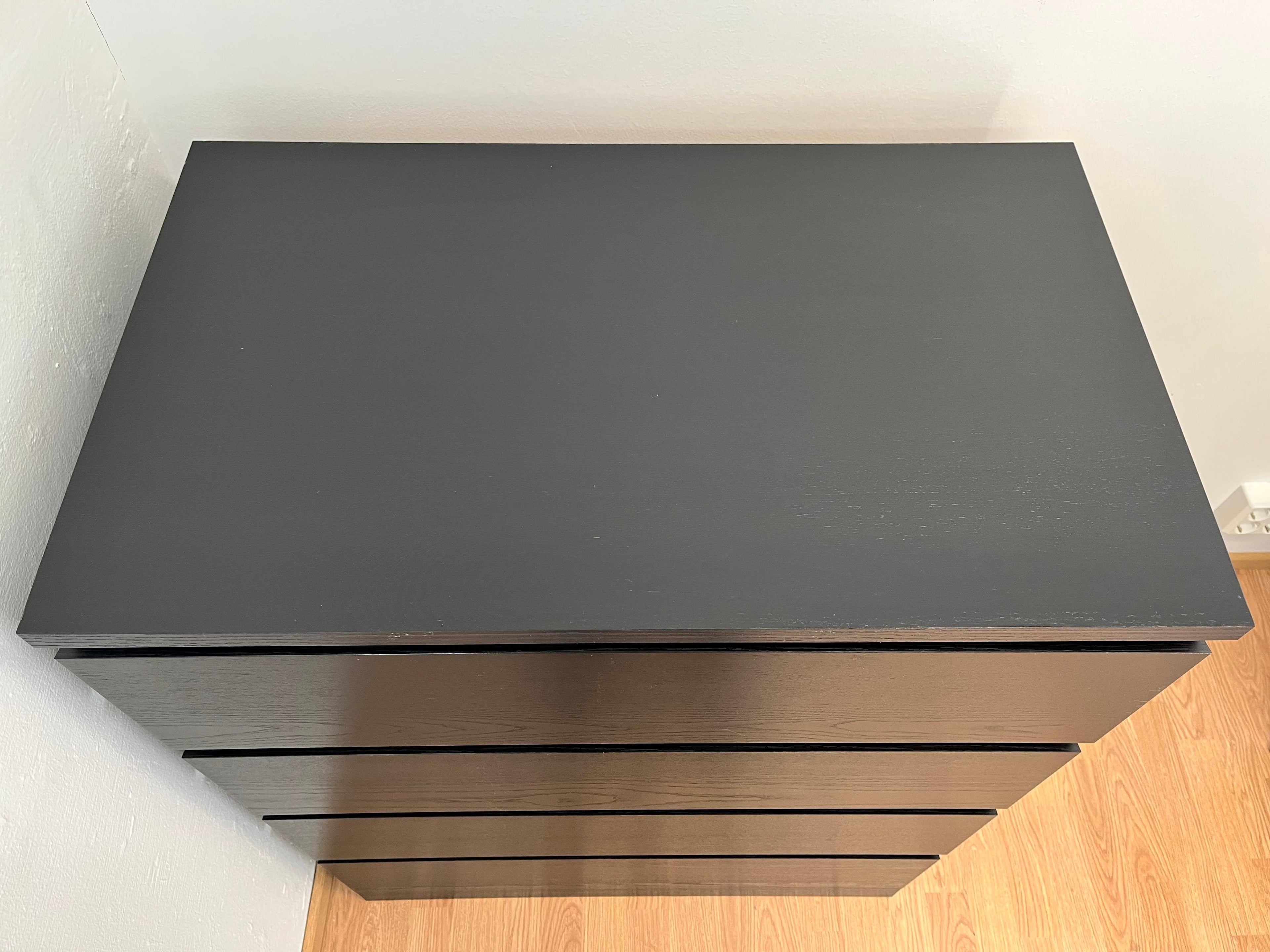 IKEA MALM Lipasto