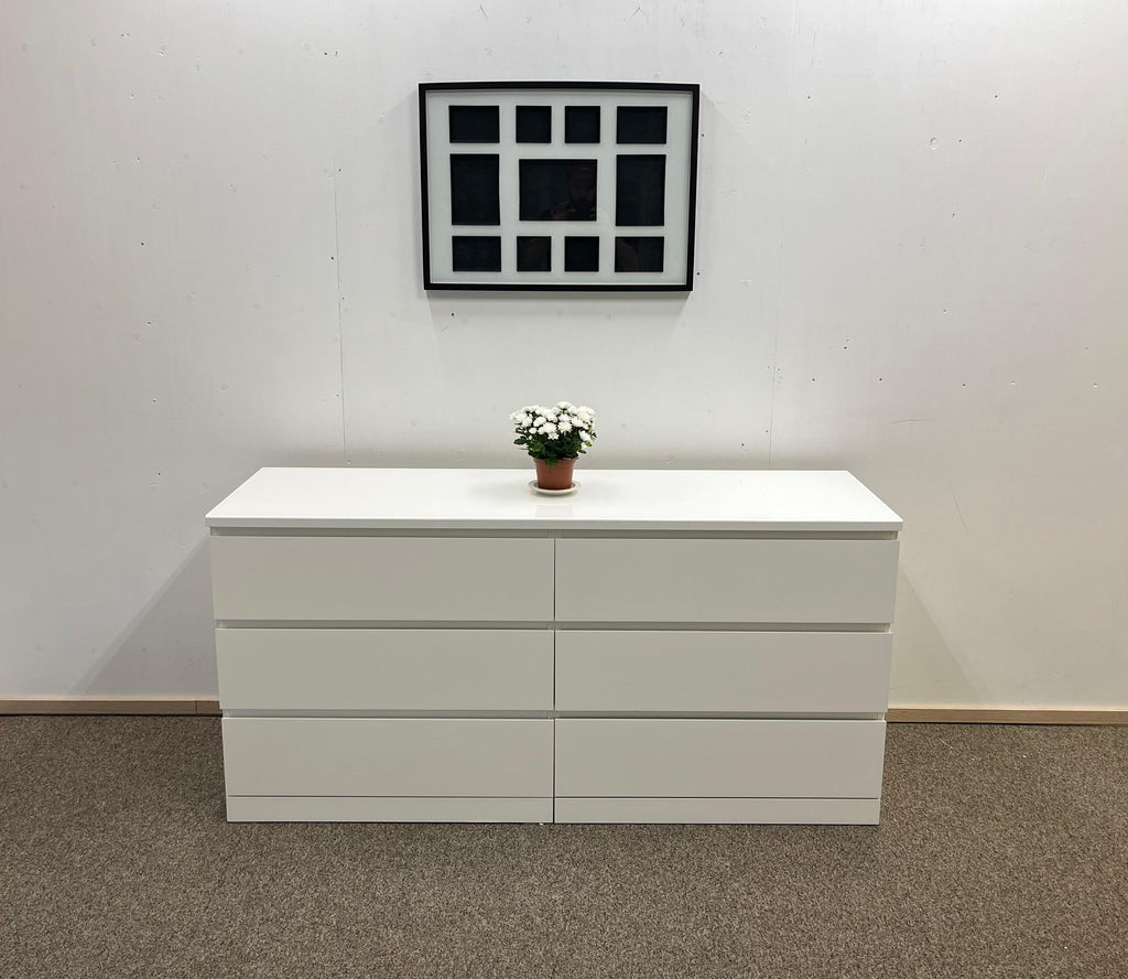 IKEA MALM Lipasto Lasileveyllä