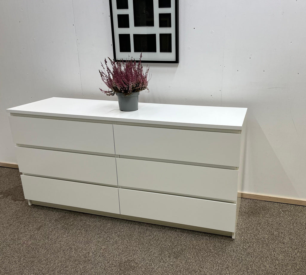 IKEA MALM Lipasto