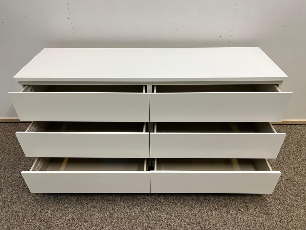 IKEA MALM Lipasto Lasileveyllä