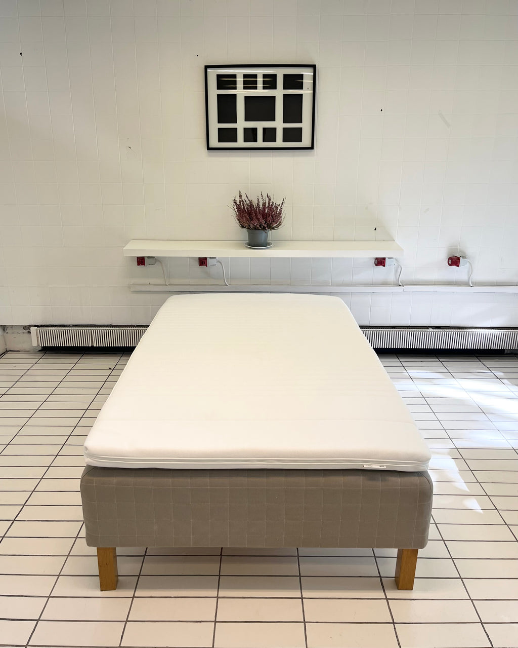 IKEA SKÅRER Runkopatja Sänky & TUSSÖY Pintapatja, 120x200 cm