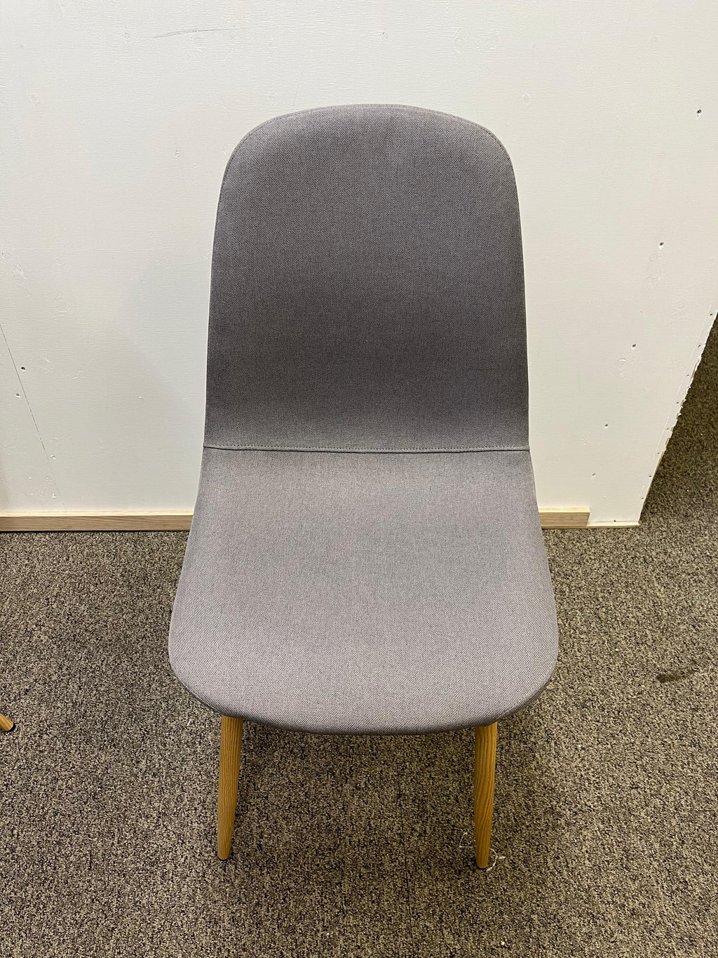 IKEA DOCKSTA Pöytä & JYSK Tuolit