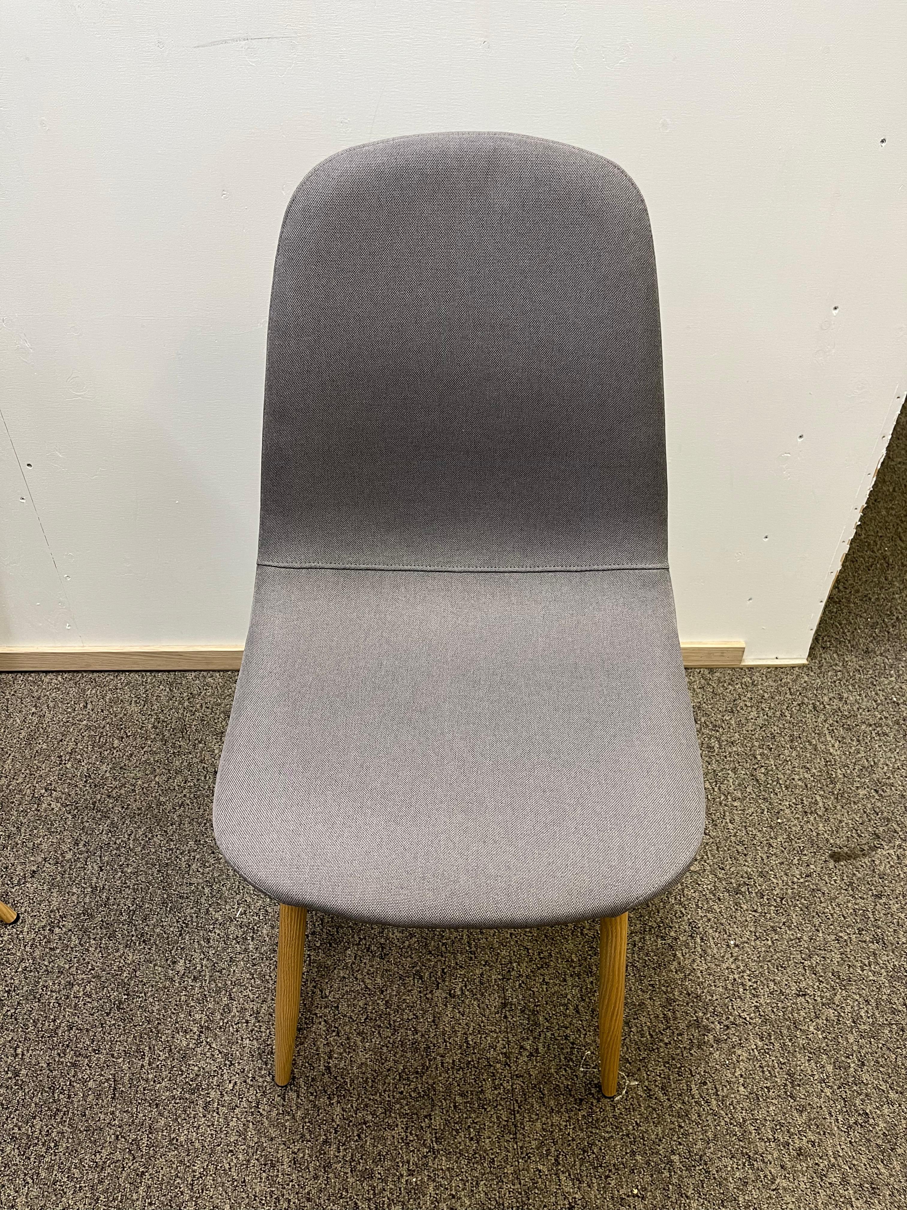IKEA DOCKSTA Pöytä & JYSK Tuolit