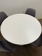 IKEA DOCKSTA Pöytä & JYSK Tuolit