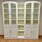 ISKU Säilytyskokonaisuus + vitriiniovet