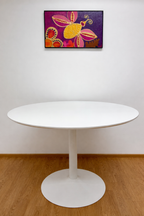 Valkoinen Pyöreä Ruokapöytä