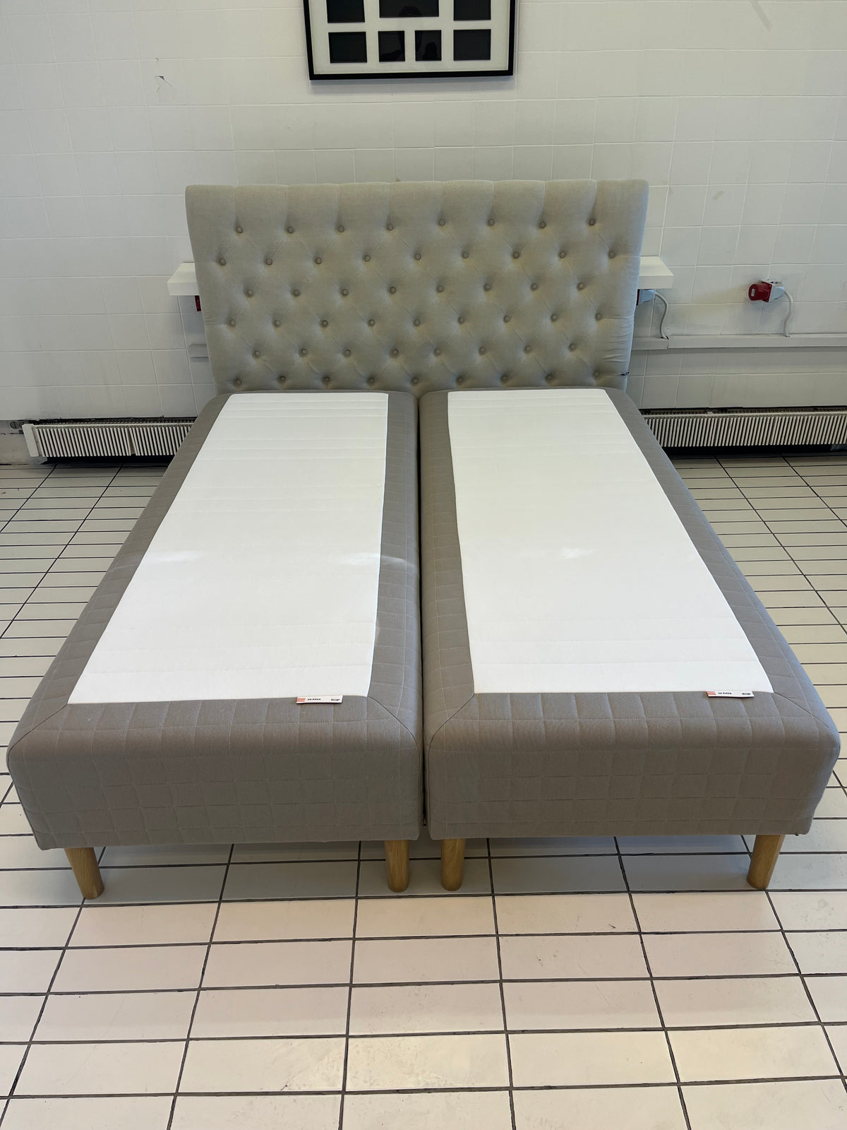 IKEA SKÅRER Parisänky & Patja, JOTEX Sängynpääty, 160x200 cm