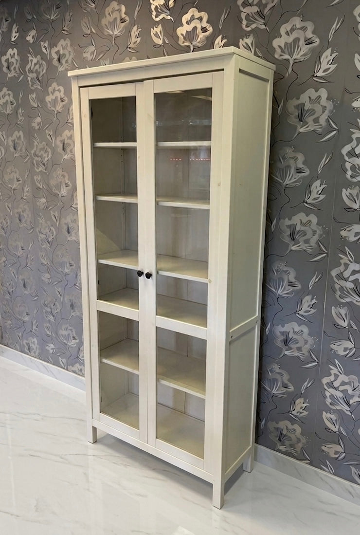 IKEA HEMNES Vitriinikaappi