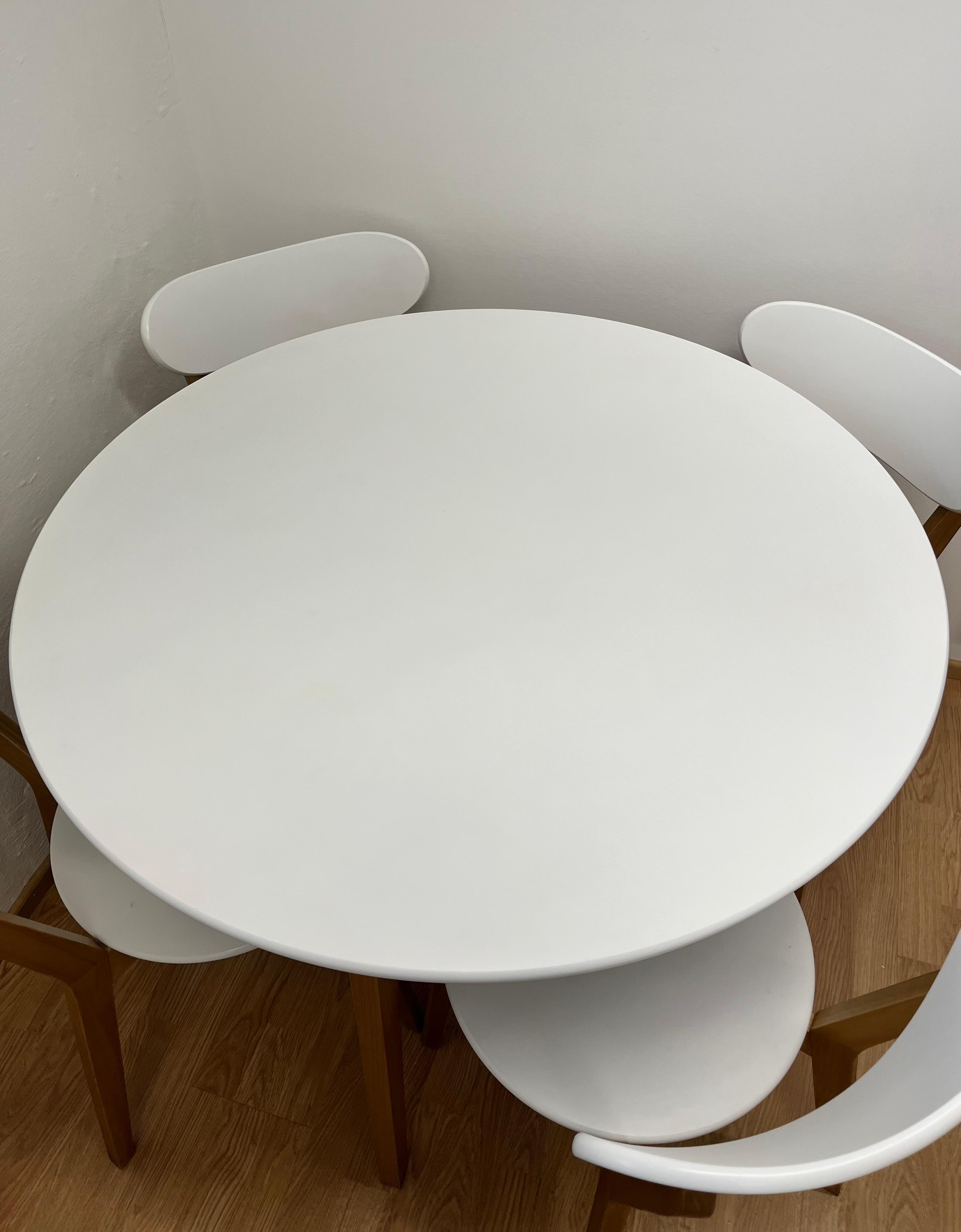 JYSK JEGIND Ruokapöytä & Ruokapöydän Tuolit