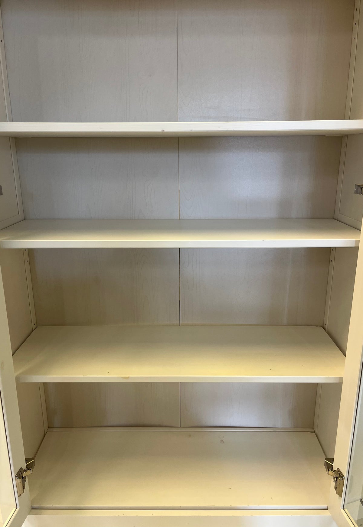 IKEA HEMNES Vitriinikaappi