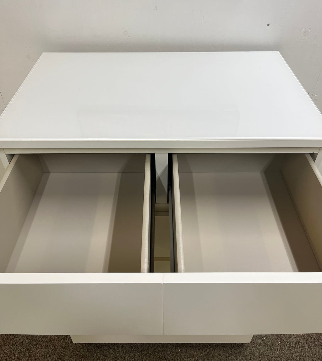 IKEA MALM Lipasto lasilevyllä, 6 laatikkoa