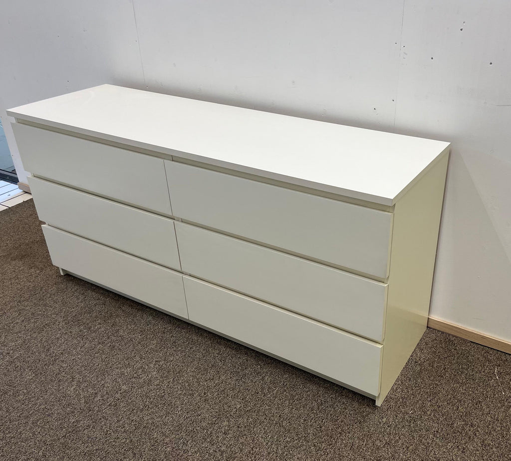 IKEA MALM Lipasto