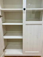 IKEA HEMNES Vitriinikaappi