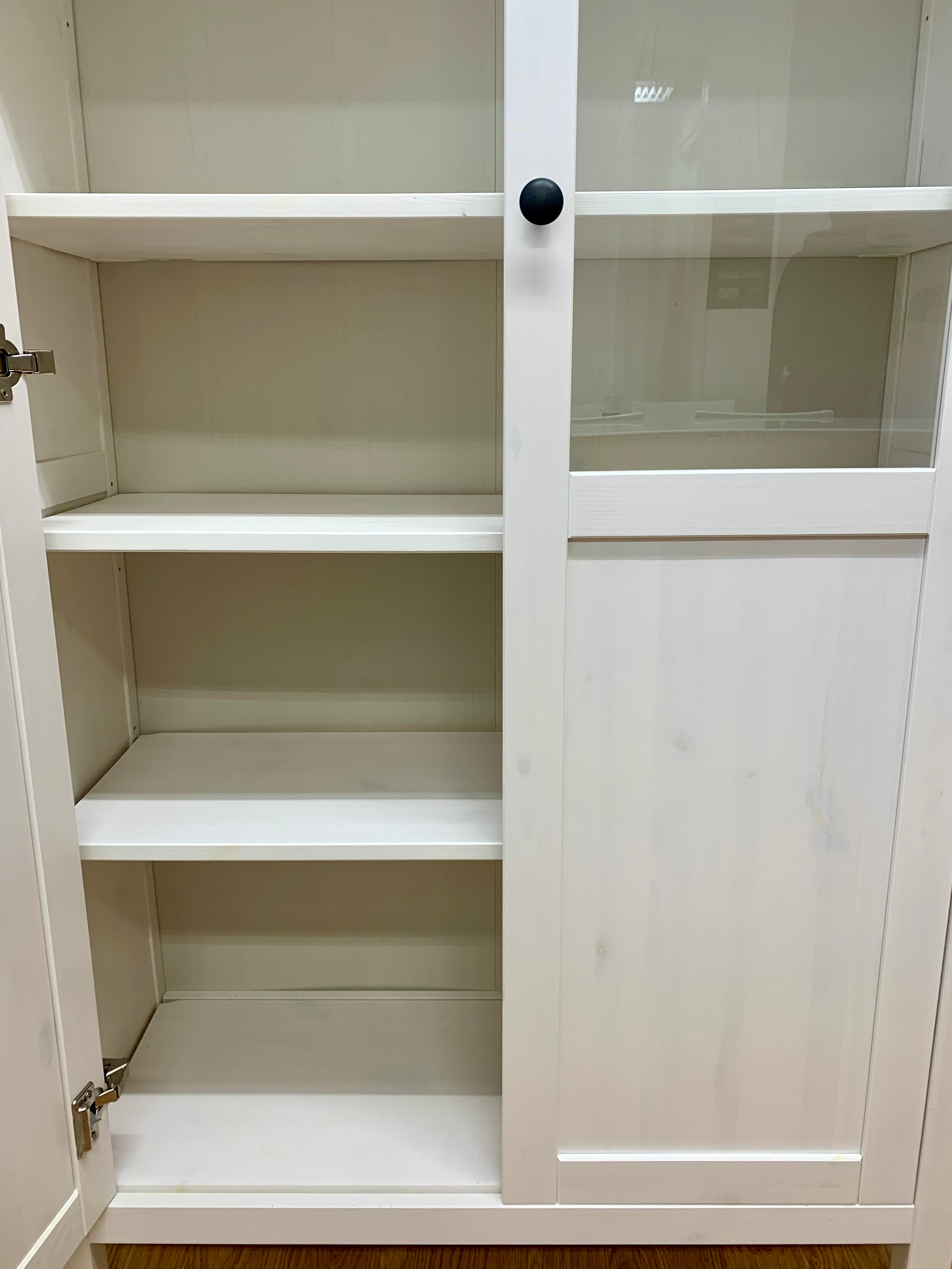 IKEA HEMNES Vitriinikaappi