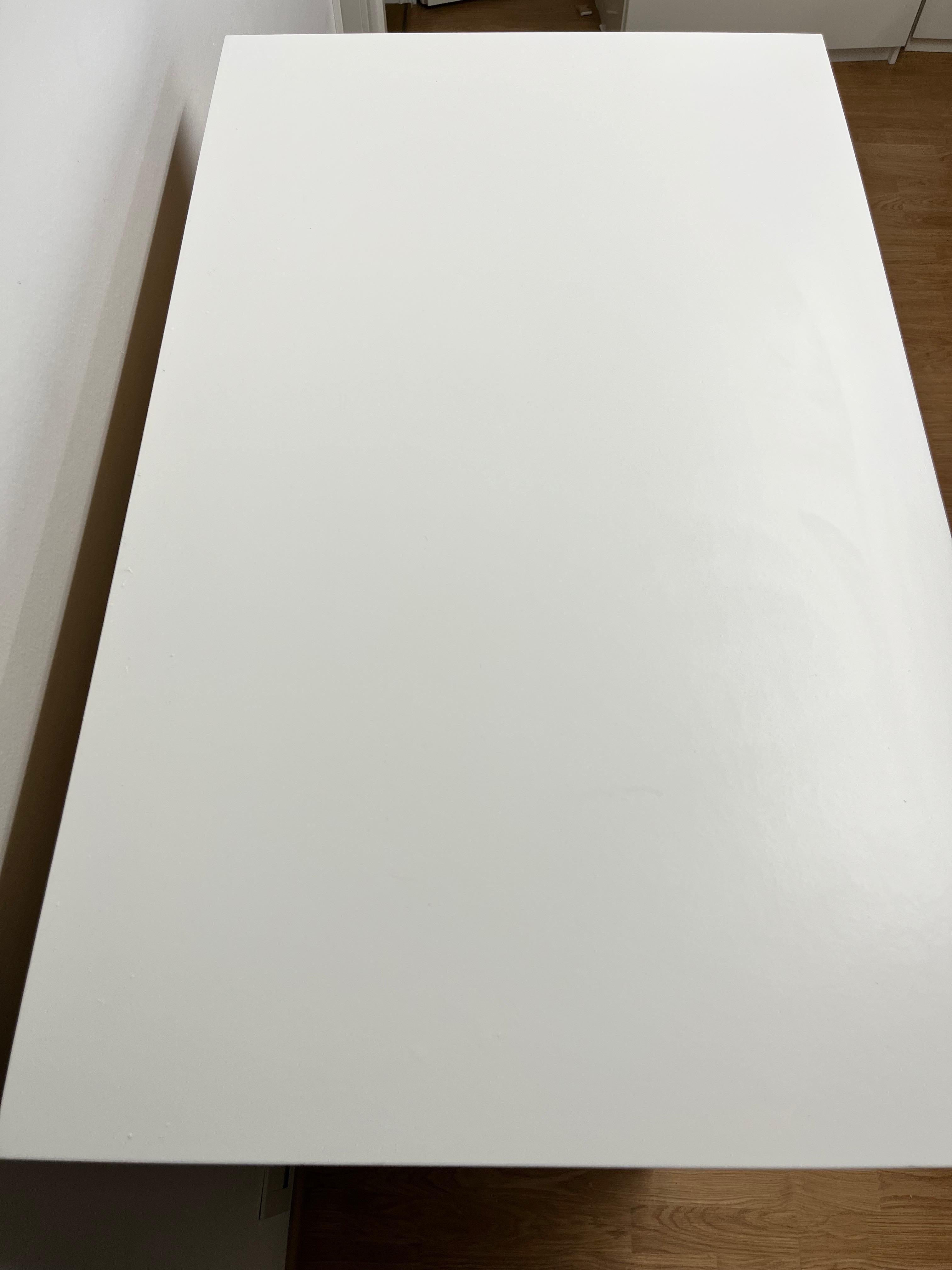 IKEA MALM Lipasto
