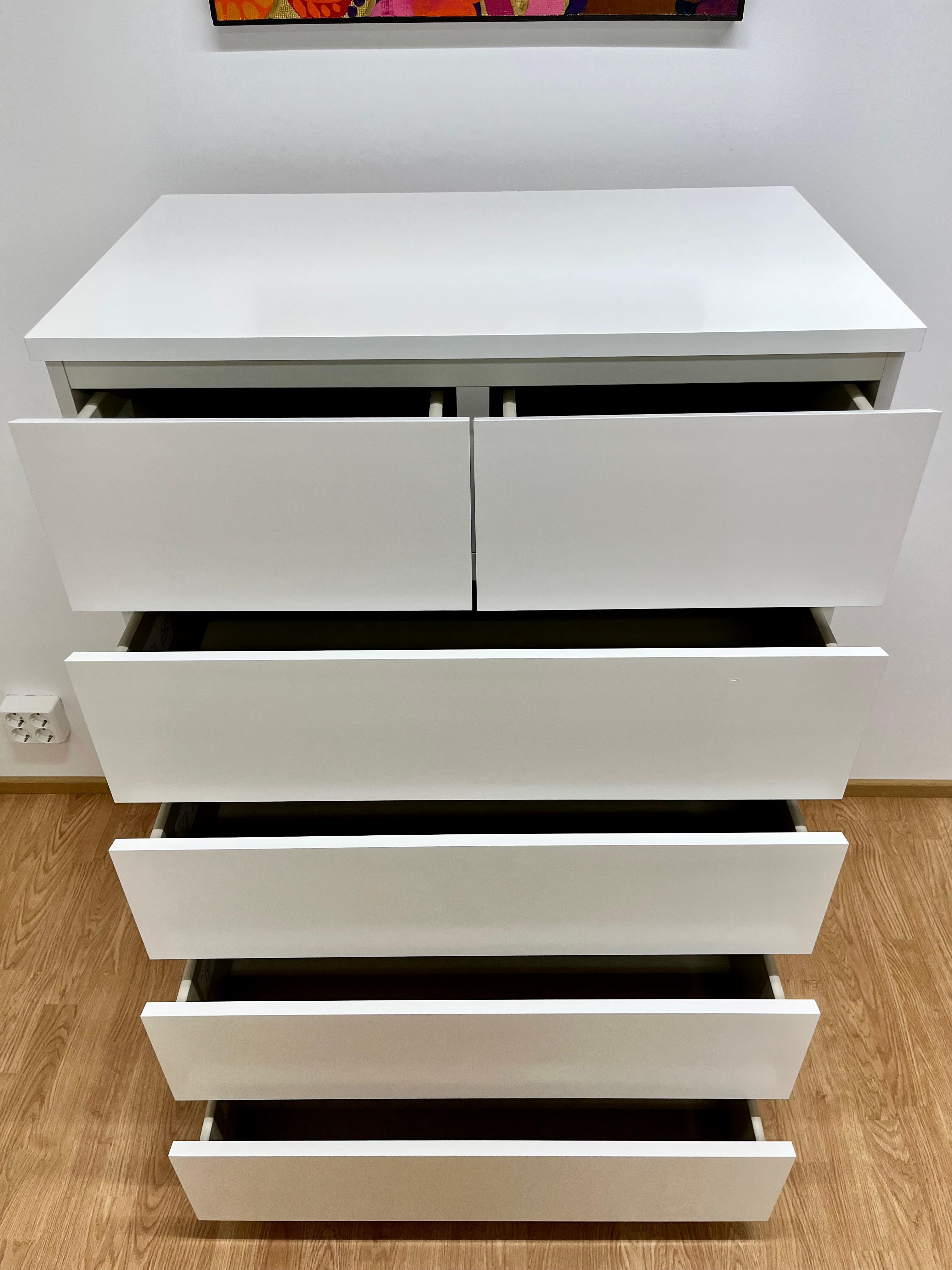 IKEA MALM Lipasto