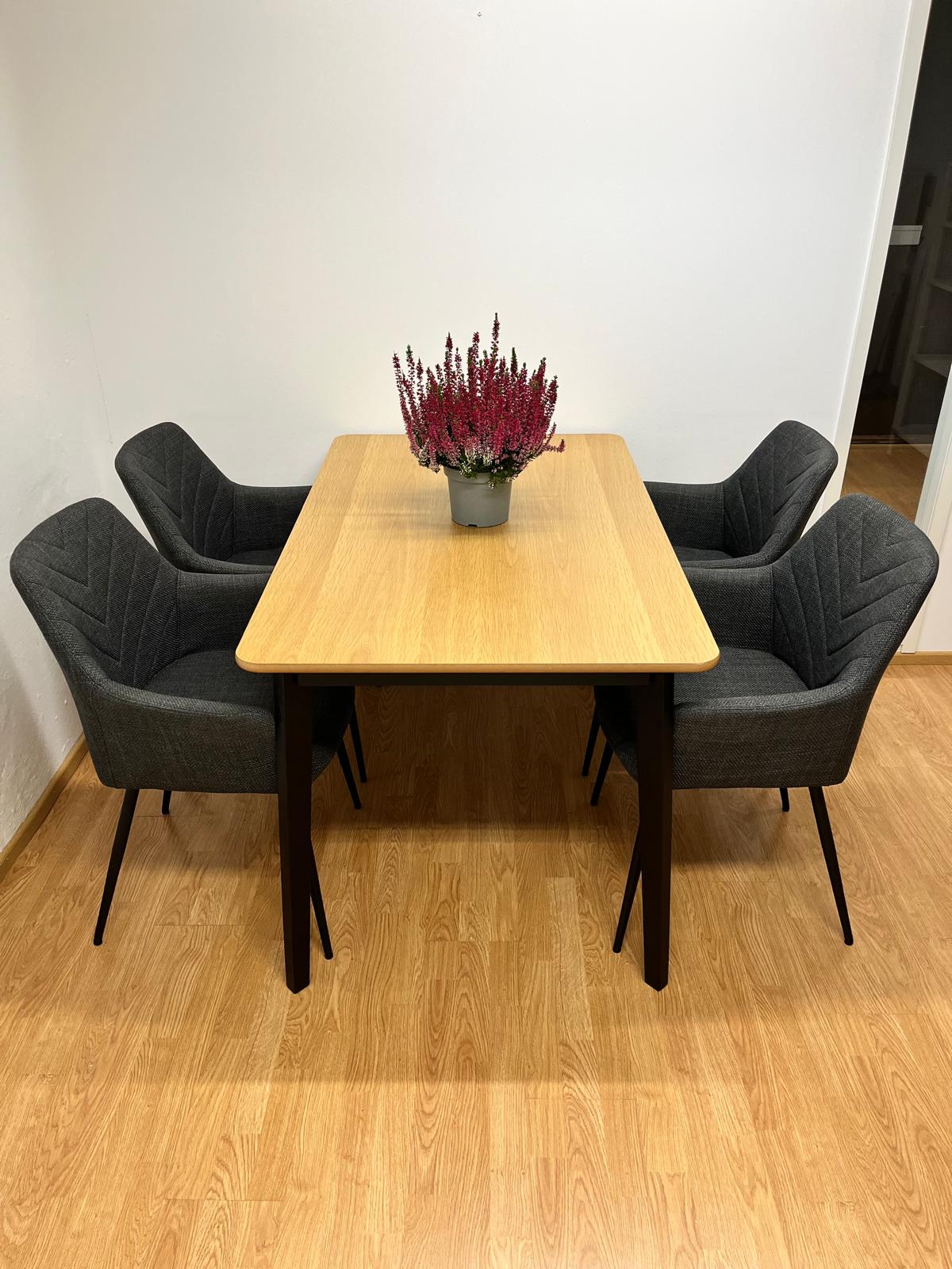 JYSK JEGIND Ruokapöytä